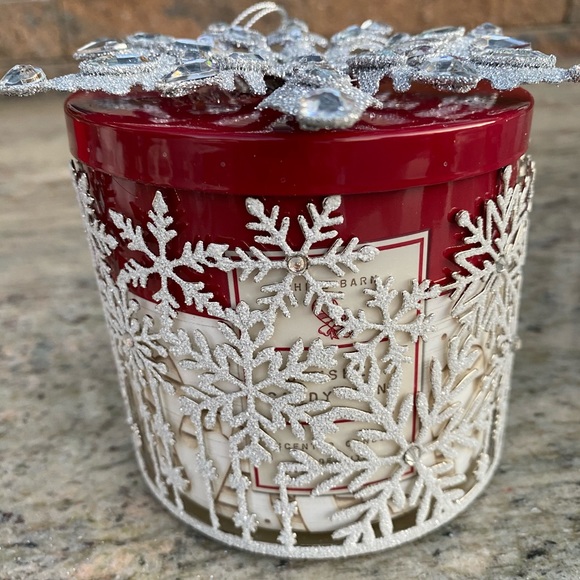 1 Snowflake Candle Magnet Topper - Picture 8 of 16